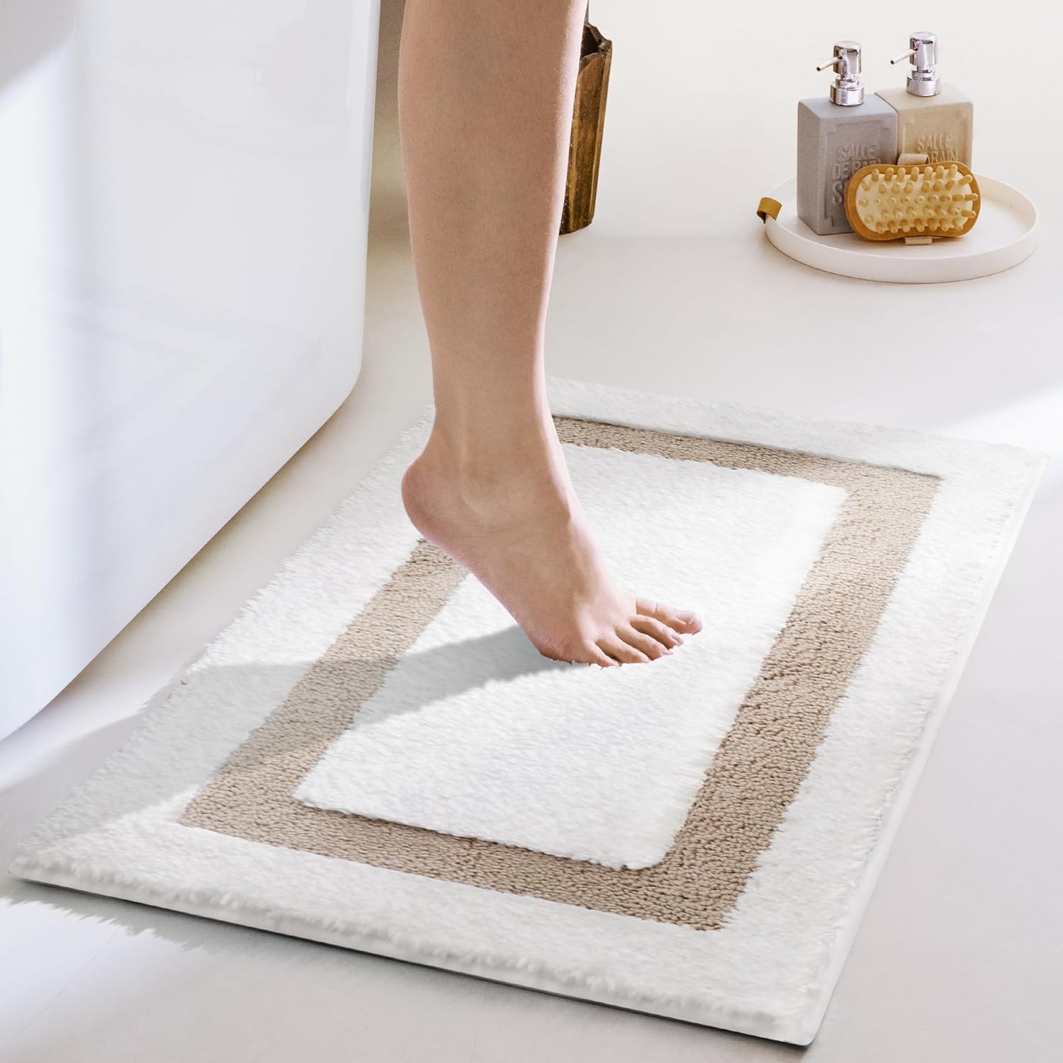 Gray Microfiber Non-Slip Bath Rug