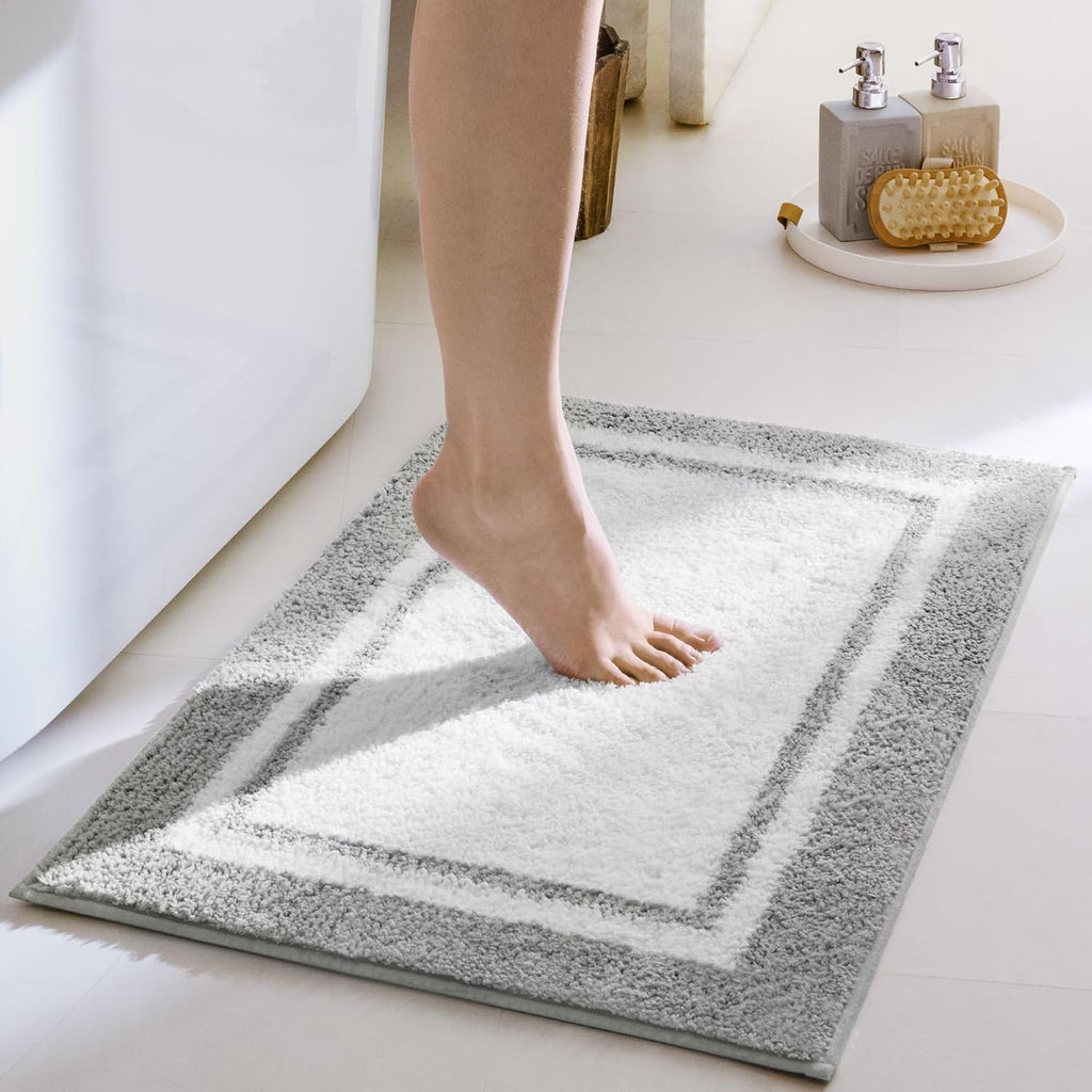 Gray Microfiber Non-Slip Bath Rug