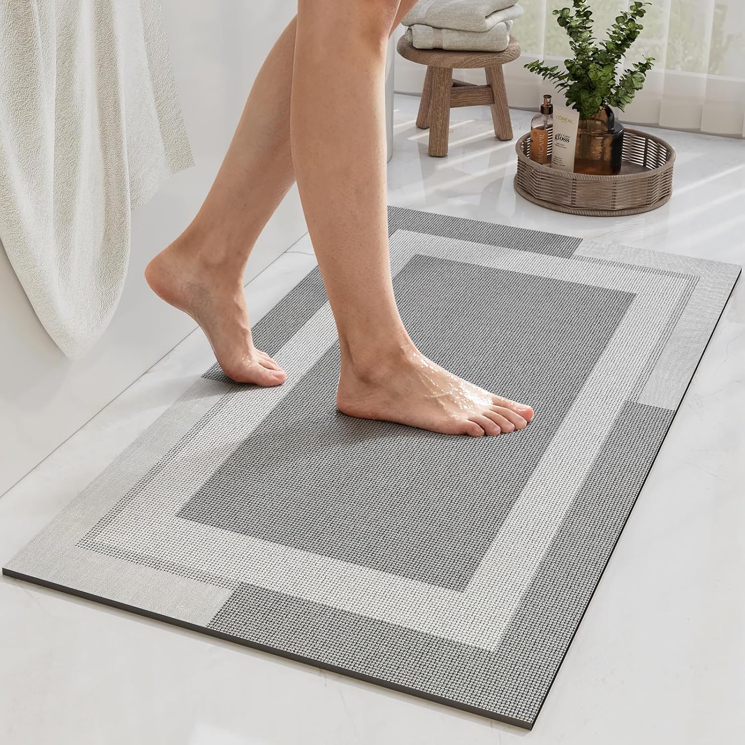Gray Thin Non-Slip Bath Mat