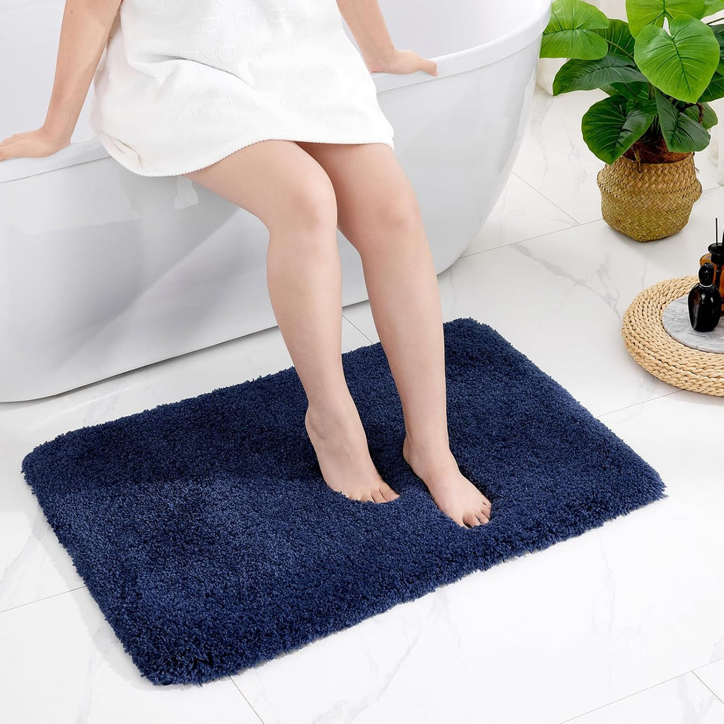 White Non-Slip Plush Bath Mat