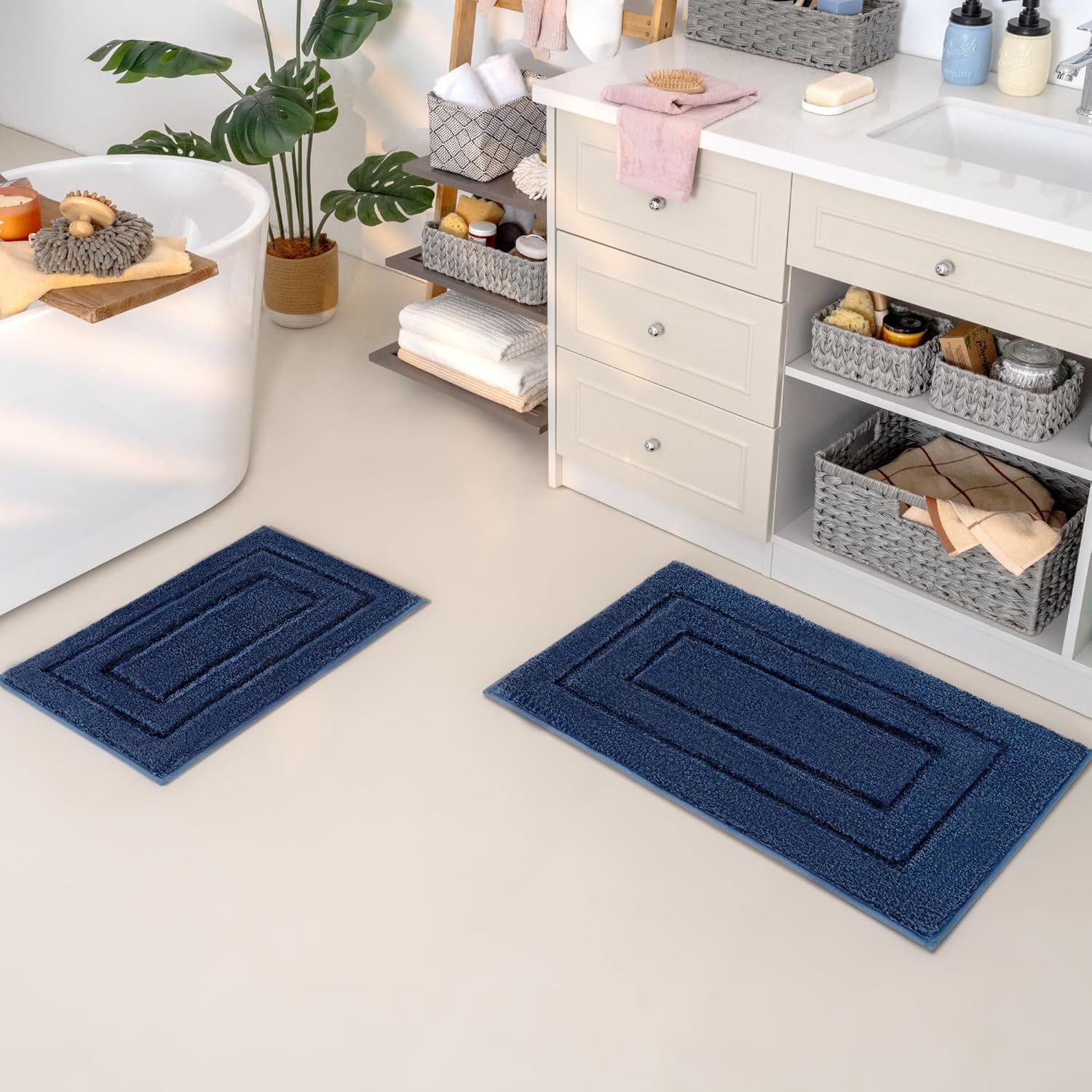 Gray Microfiber Non-Slip Bath Rug