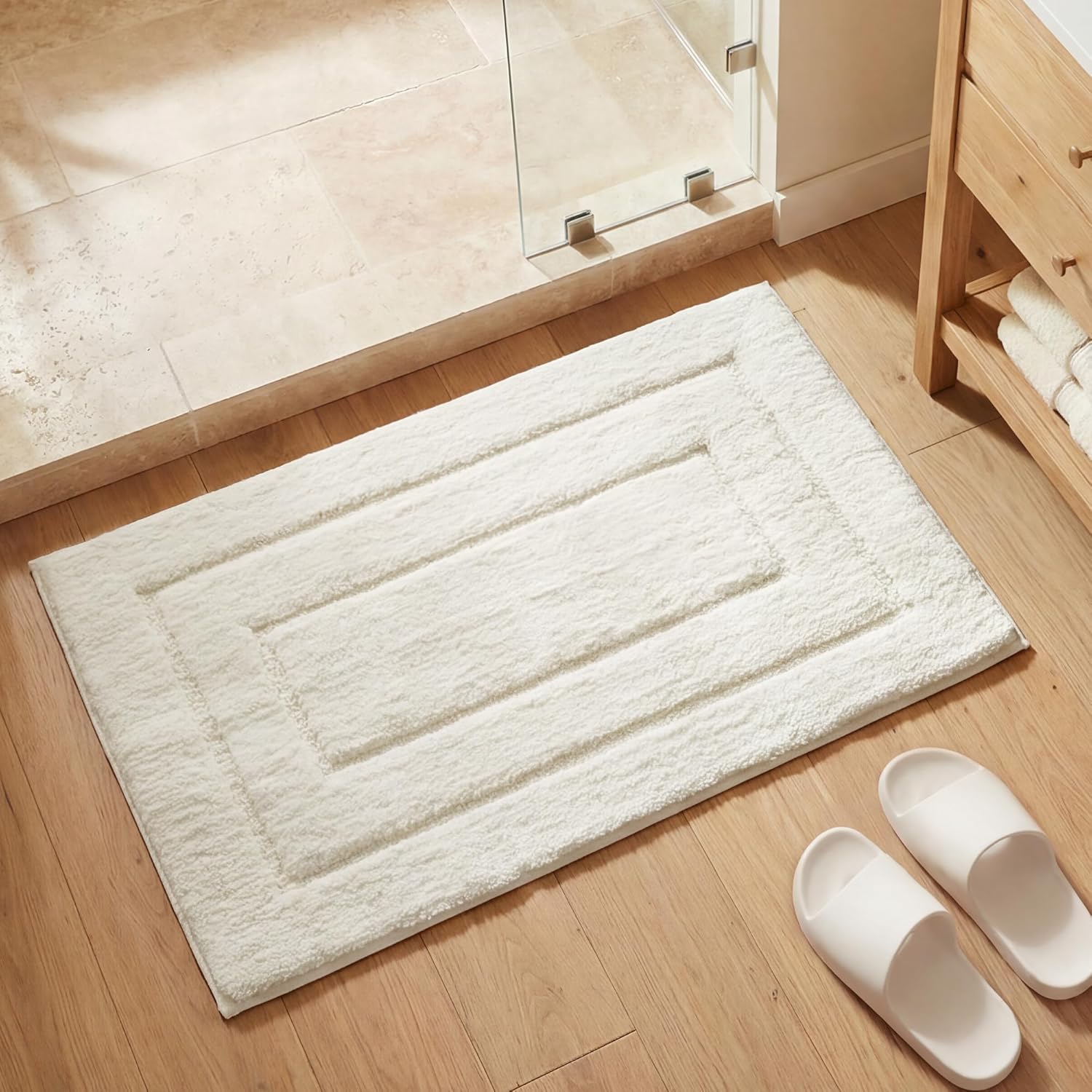 Gray Microfiber Non-Slip Bath Rug