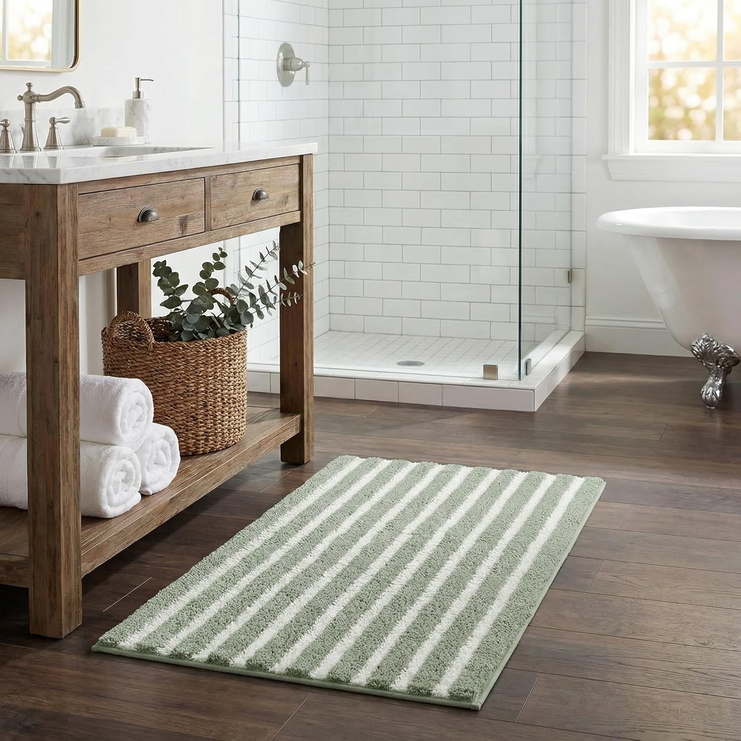 Gray Microfiber Non-Slip Bath Rug