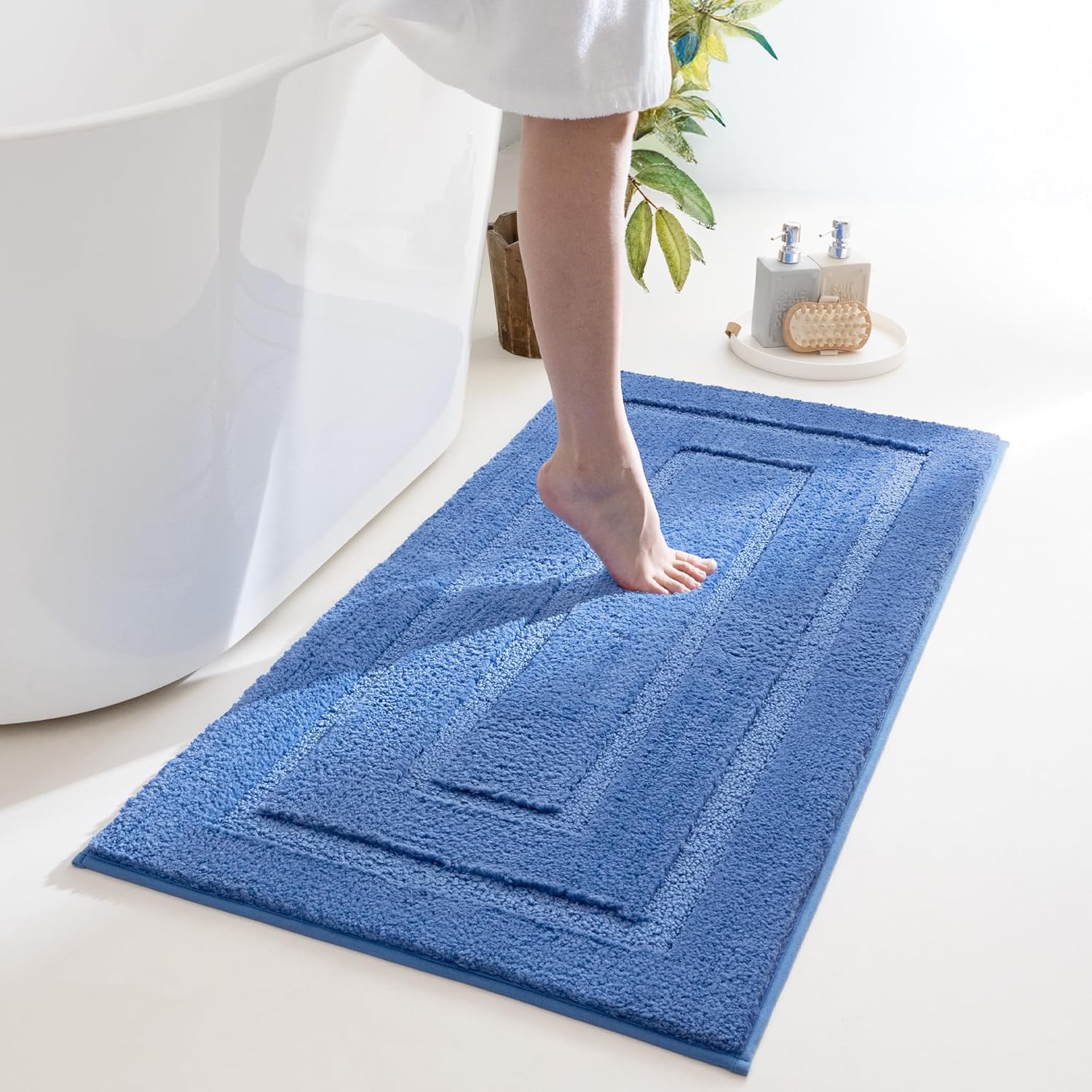 Gray Microfiber Non-Slip Bath Rug