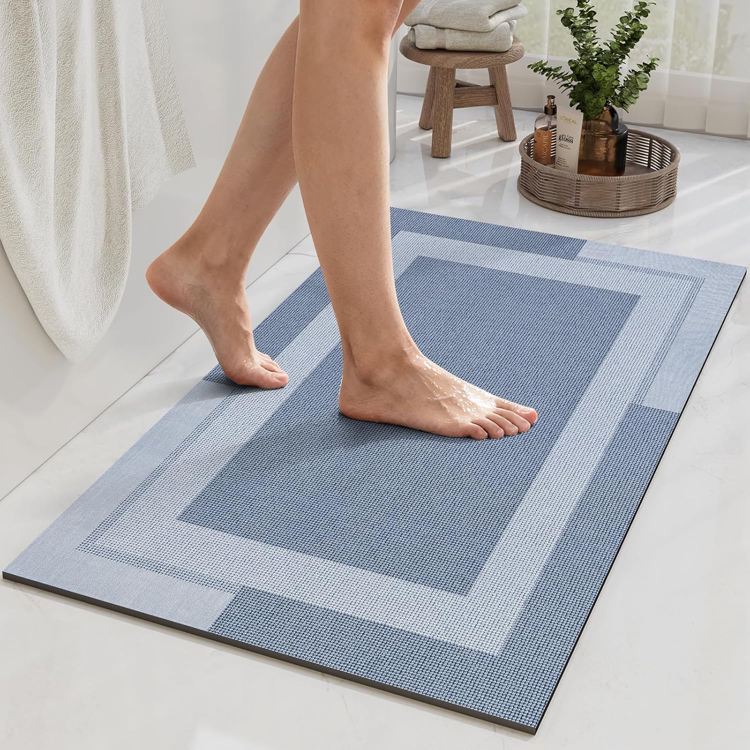 Gray Thin Non-Slip Bath Mat