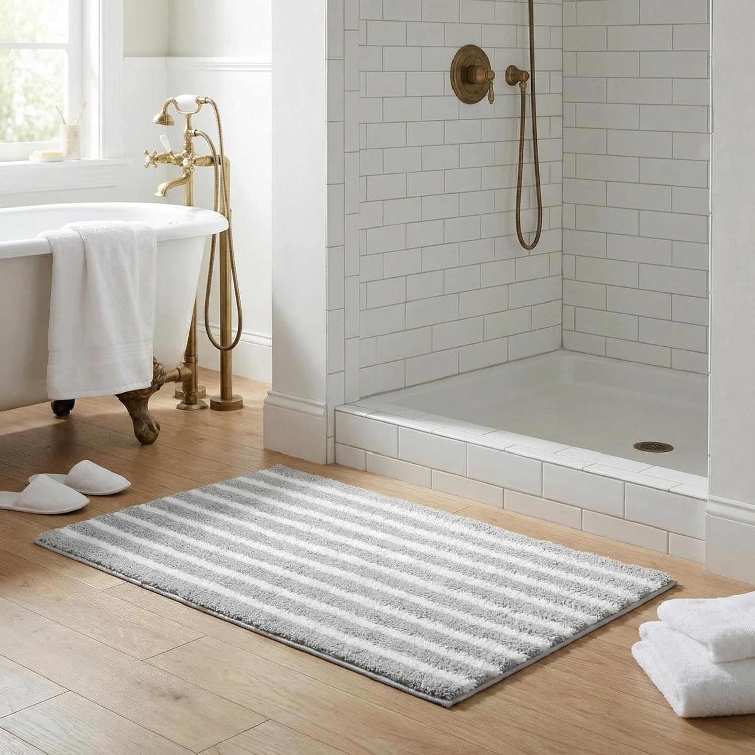 Gray Microfiber Non-Slip Bath Rug