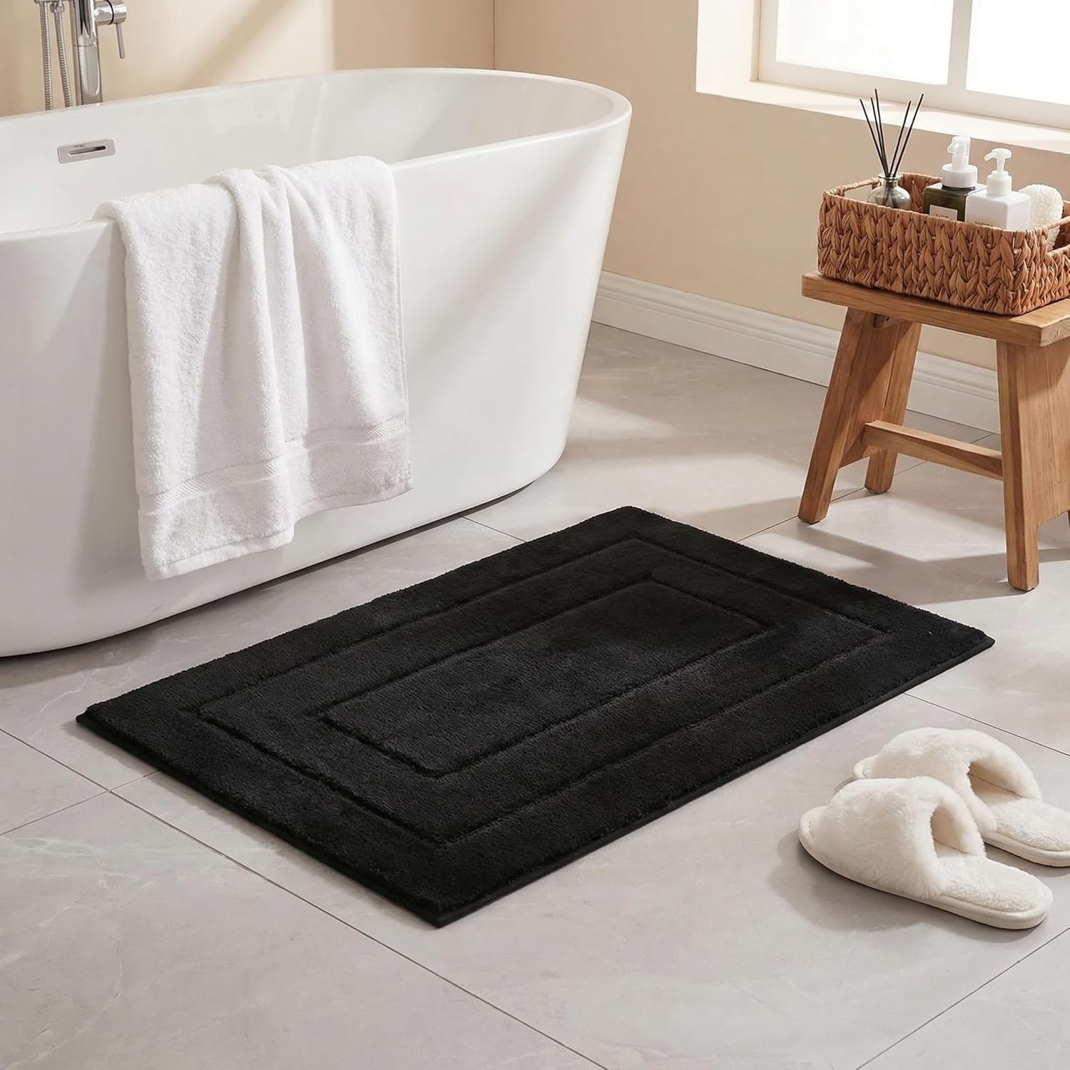 Gray Microfiber Non-Slip Bath Rug